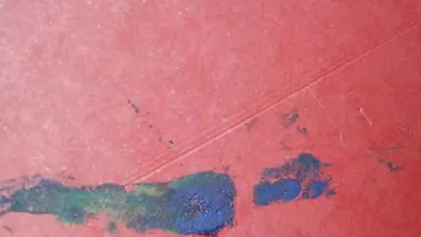 Bir fırça ile farklı renk lekeleri içeren video dizisi — Stok video