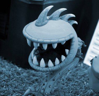 Sanat eseri 3D yazıcıya yazdırıldı. Model 3D yazıcıya yazdırıldı. 3D yazdırılmış nesne. Erimiş plastikten 3D yazıcıya baskı yapılmış. Yazdırma teknolojisi. Yeni modern katkı maddesi FDM baskı teknolojileri