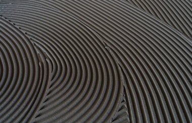 Döşemeler için desen yapıştırıcı