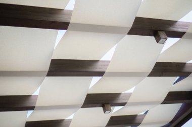 Pergola, Intreccio veya Onda Gazebo, Cagliari, Güney Sardunya için gölgelendirme bandı