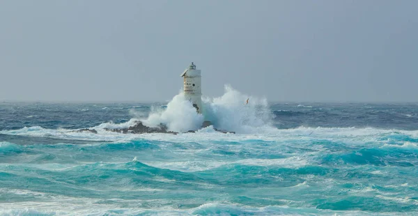 Faro Del Mangiabarche Envuelto Por Las Olas Una Tormenta Viento — Foto de Stock