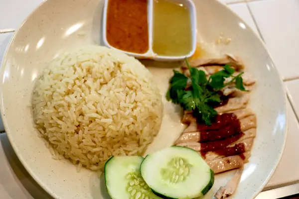 新加坡传统的中国鸡饭 — 图库照片