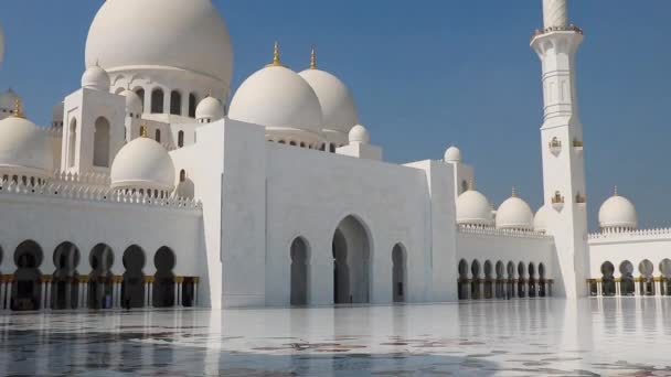 カントリー City Abu Dhabi日付 2021シェイク ザイド グランド モスクの内部ビューの映像 — ストック動画