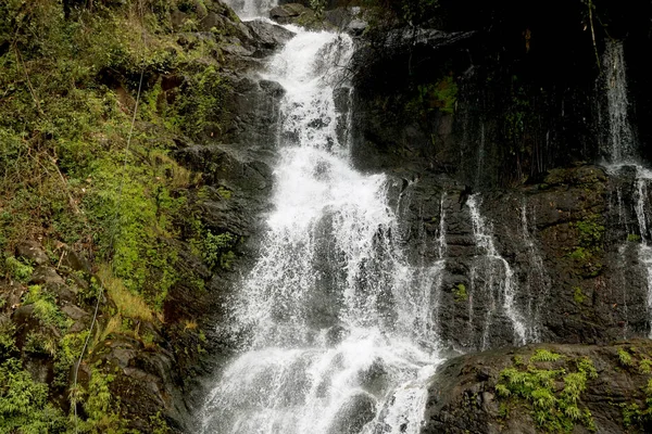 View Water Flowing Rock Hill Waterfall Kerala India — Zdjęcie stockowe