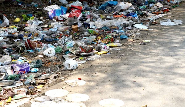 Tirar Basura Lado Carretera India — Foto de Stock