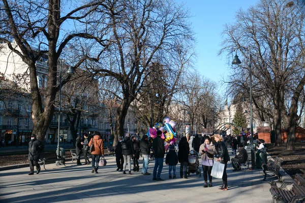 Lviv Ukraine Aralık 2020 Insanlar Ukrayna Daki Lviv Kentinin Merkez — Stok fotoğraf