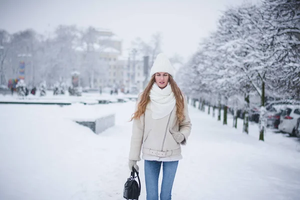 Beautiful Stylish Girl Model Posing Photographer City Street Winter — Stock Photo, Image