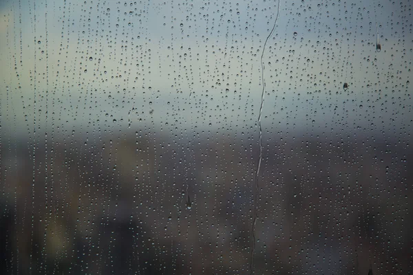 Su damlası yağmur, arka plan için sonra kule penceresinde sanat desen.