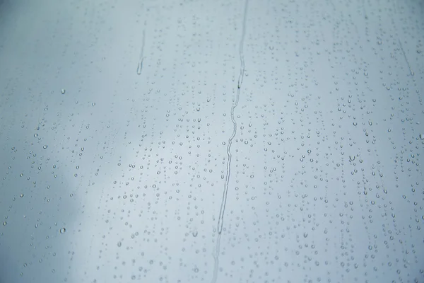 Patrón de arte de gota de agua en la ventana de la torre después de la lluvia, para el fondo . — Foto de Stock