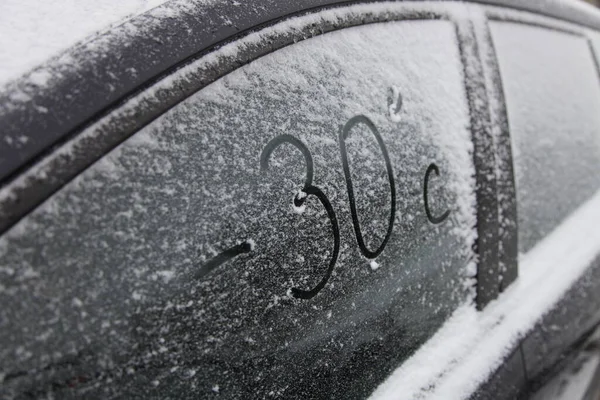 Inskriptionsord Snöiga Sidobil Glas Vintern Dag Körsäkerhet Förberedelser För Resan — Stockfoto