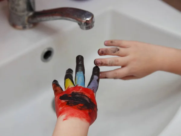 Little Baby Washes His Hands Paint Art Drawing Tap Bathroom — Stock Photo, Image