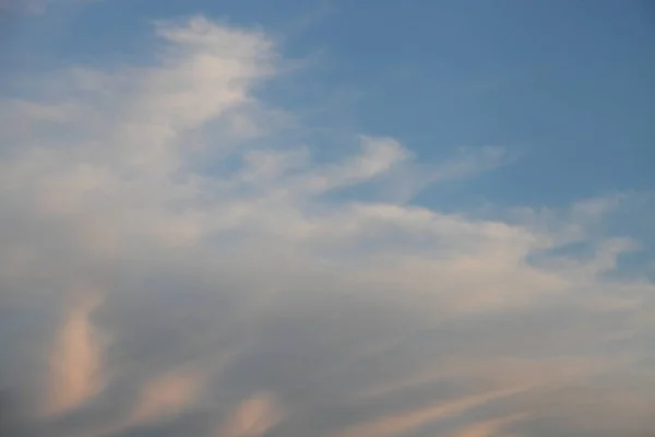 Blauer Himmel Mit Schönen Cirrus Wolken Hintergrundstruktur — Stockfoto