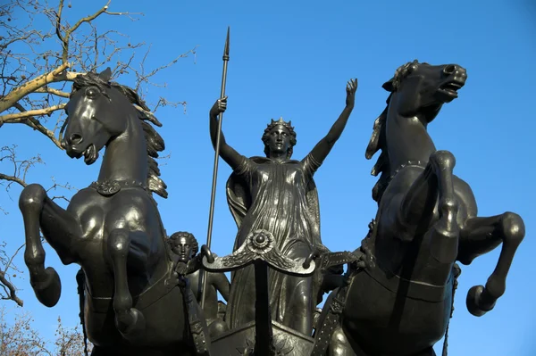 여왕 Boudica 동상 — 스톡 사진