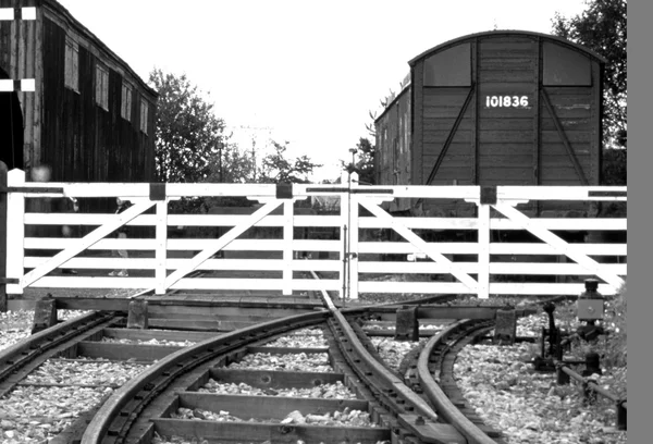 铁路穿越障碍 — 图库照片