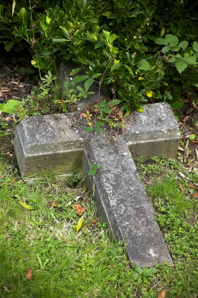 Cruz de piedra de granito — Foto de Stock