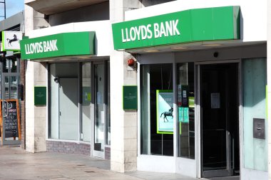 Lloyds Bankası Şubesi