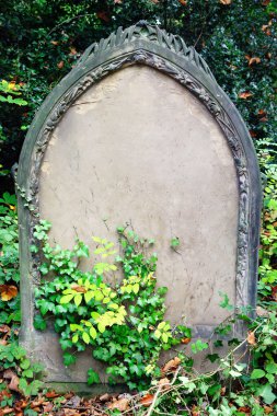 Boş eski mezar taşı
