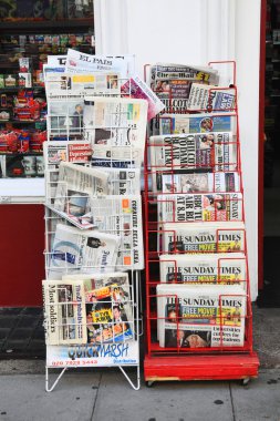 Uluslararası ve İngiltere'de Gazeteler