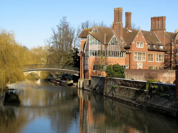 Trinity Hall, Université de Cambridge sur River Cam — Photo