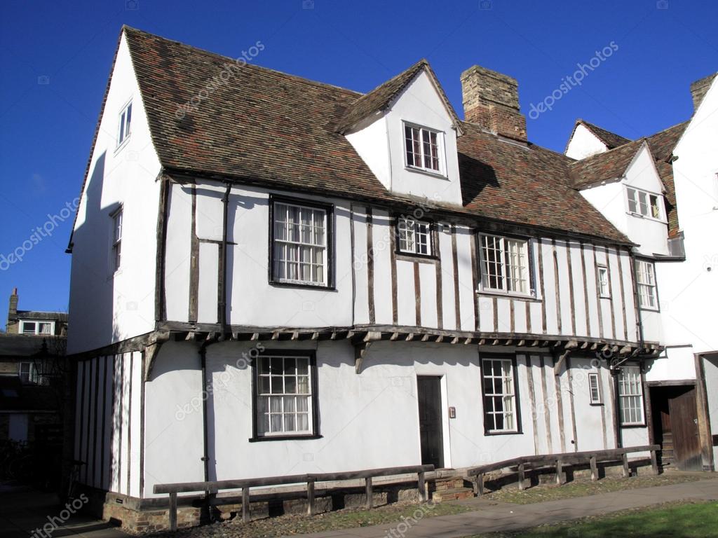 Old English medieval timber framed houses — Stock Photo © lenschanger