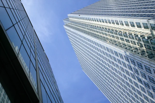 Rascacielos de cristal moderno — Foto de Stock