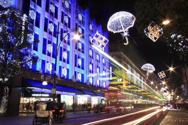 Vánoční světla dekorace mimo House Of Fraser, Londýn — Stock fotografie