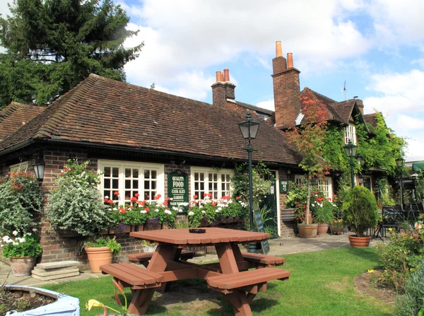 English village pub — Stock Photo, Image