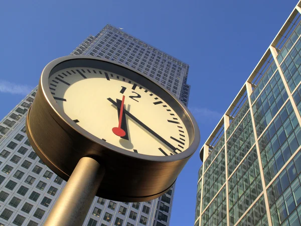 Time is money in London Docklands Canary Wharf — Stock Photo, Image
