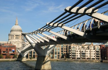 Millenium Bridge, Londra