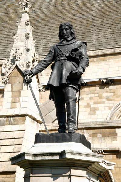 Oliver Cromwell statua — Zdjęcie stockowe