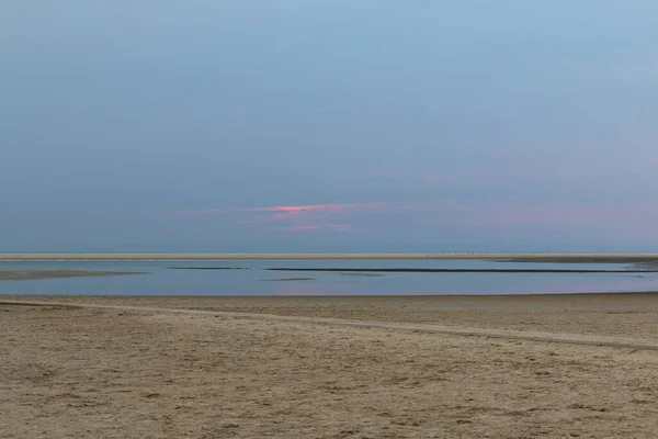 在北海的海滩上落日 — 图库照片