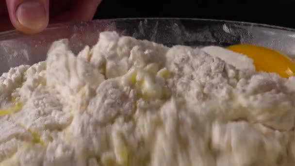 Siapkan Dan Tempelkan Adonan Dalam Semangkuk Tepung Telur Yogurt Dan — Stok Video