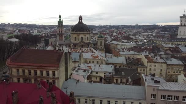 Vista Aérea Drone Sobrevoando Edifício — Vídeo de Stock