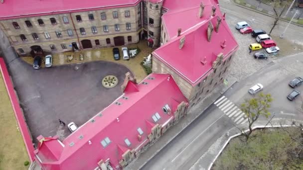 Vue Aérienne Drone Survolant Mémorial Aux Héros Des Cent Cent — Video