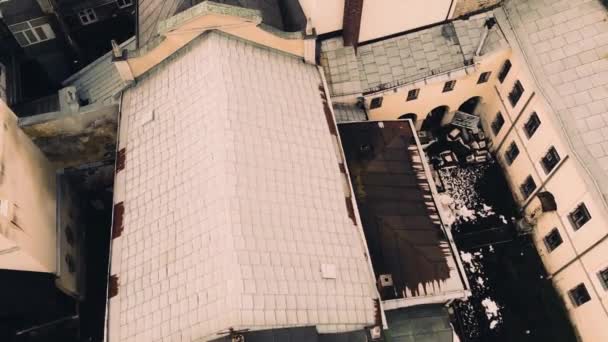 一架无人驾驶飞机飞越大楼的空中图像 — 图库视频影像