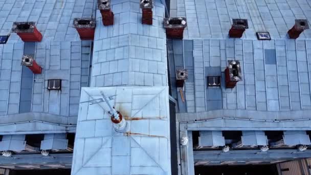 空中无人驾驶飞机俯瞰老宫殿 — 图库视频影像