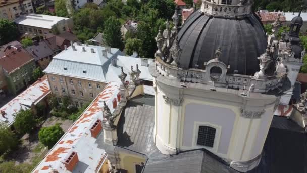 Flygdrönare Utsikt Över Flygande Över Den Katolska Katedralen George Lviv — Stockvideo