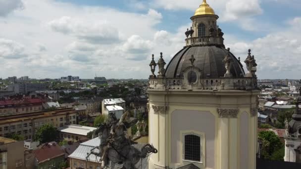 Flygdrönare Utsikt Över Flygande Över Den Katolska Katedralen George Lviv — Stockvideo