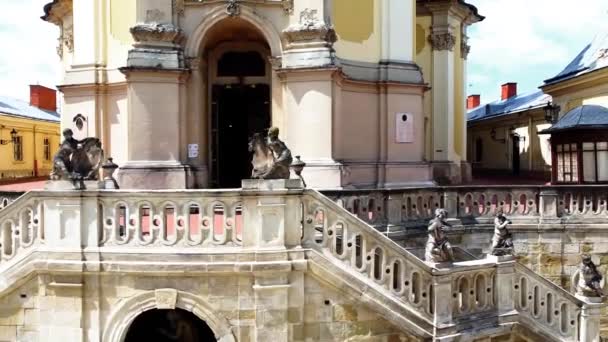 Pandangan Pesawat Tak Berawak Terbang Atas Katedral Katolik George Lviv — Stok Video