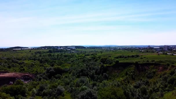 Vista Aérea Del Avión Tripulado Vuelo Sobre Paisaje Agrícola Rural — Vídeos de Stock