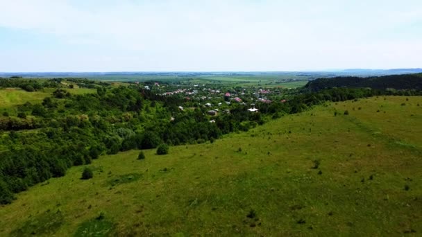 Vista Aérea Del Avión Tripulado Vuelo Sobre Paisaje Agrícola Rural — Vídeos de Stock