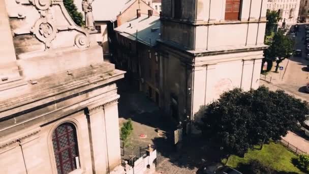 Vista Aérea Avión Tripulado Sobre Catedral Católica Iglesia Bernardina Lviv — Vídeos de Stock