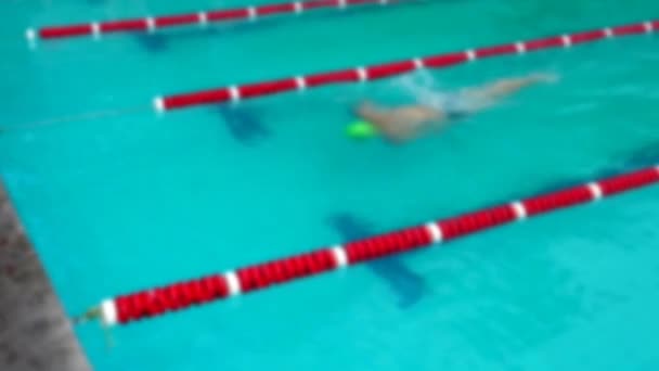 Treino Piscina Atletas Praticam Natação Técnica Fora Foco — Vídeo de Stock