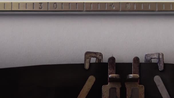 Typerende Zin Ons Verhaal Retro Typemachine Sluiten — Stockvideo