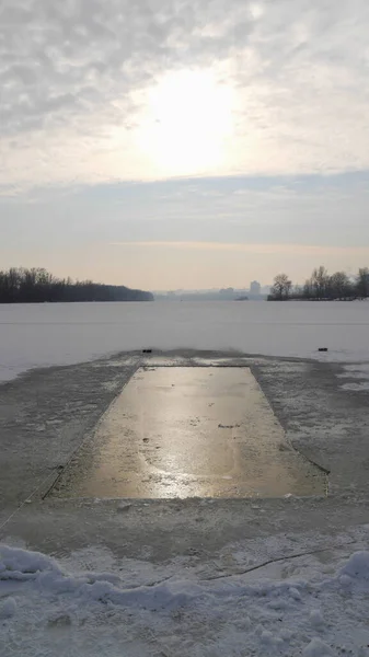 Trou Glace Rectangulaire Sur Rivière Pour Baignade Durcissement Corps Temps — Photo