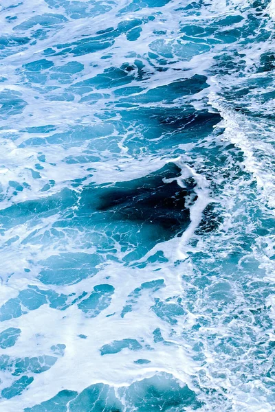 Γαλάζιος Αφρός Θάλασσας Σπρέι Στη Μεσόγειο Θάλασσα Από Ψηλά — Φωτογραφία Αρχείου