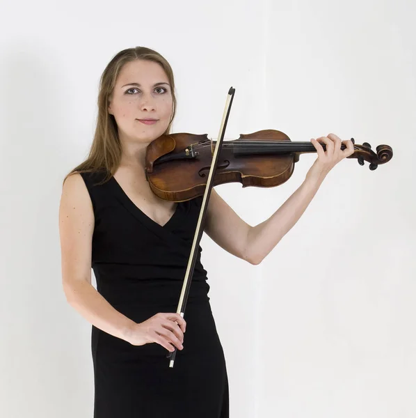 Feliz Jovem Professor Violinista Fundo Leve Vertical — Fotografia de Stock