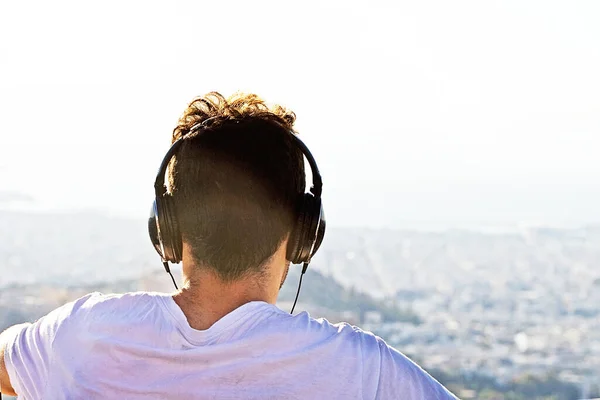 Man Back Headphones — Stock Photo, Image