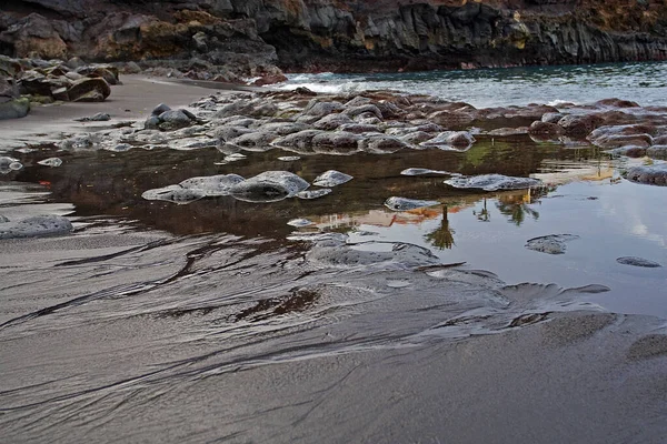Spiegelung Des Himmels Wasser Auf Dem Ozean Auf Teneriffa — Stockfoto