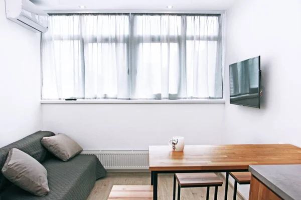 Cocina Roble Con Una Ventana Estilo Diseño Escandinavo Interior Tarde — Foto de Stock